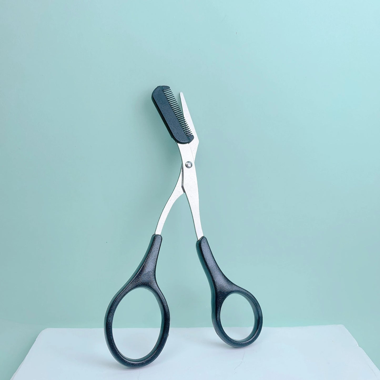 Eyebrow Trimming Scissors with Comb - Precision Brow Grooming Tool