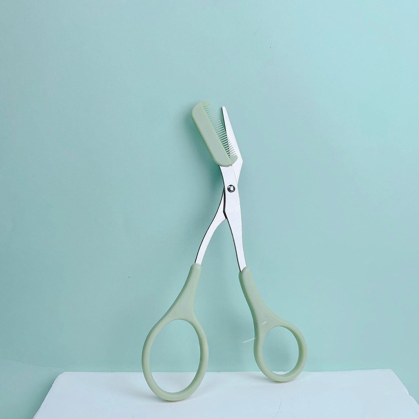Eyebrow Trimming Scissors with Comb - Precision Brow Grooming Tool